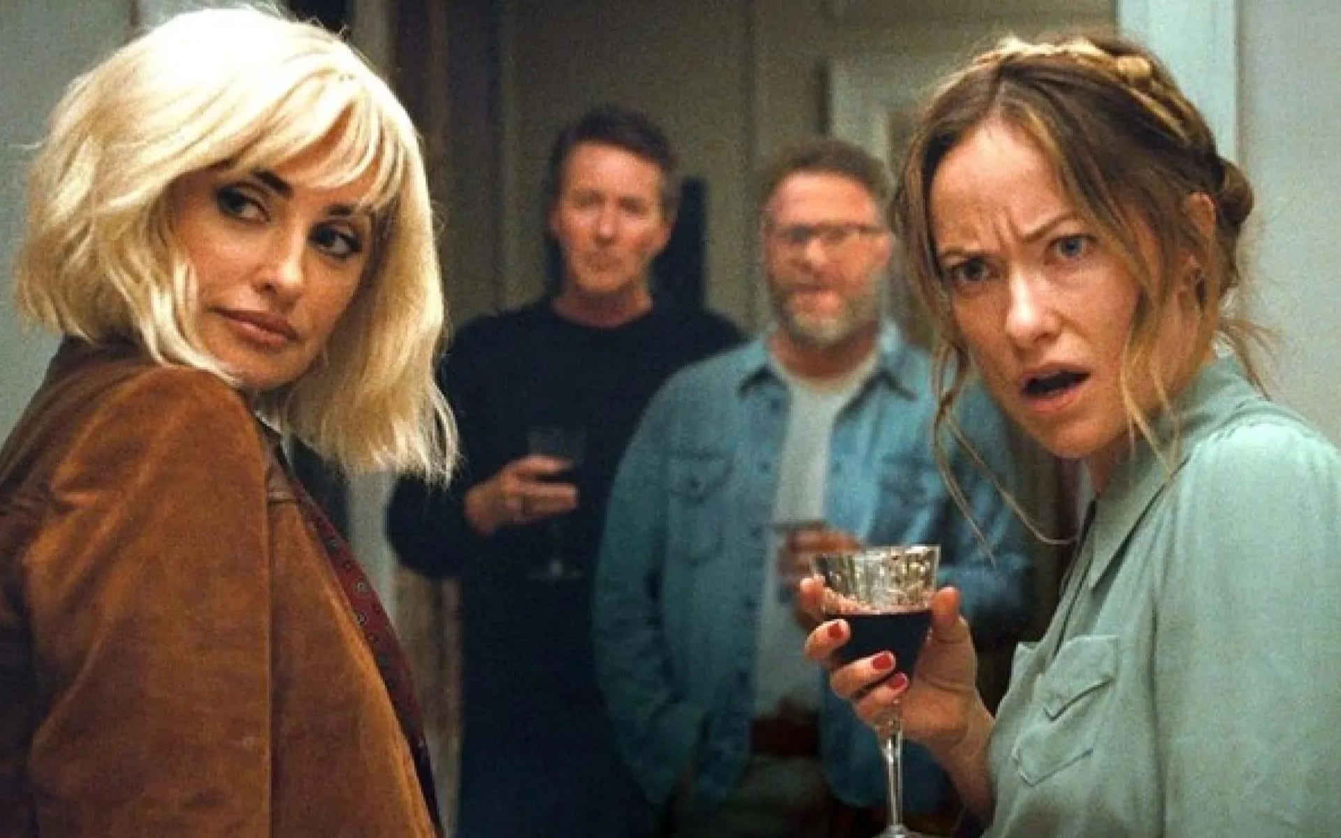 Kadr z filmu Zaproszenie w reżyserii Olivii Wilde